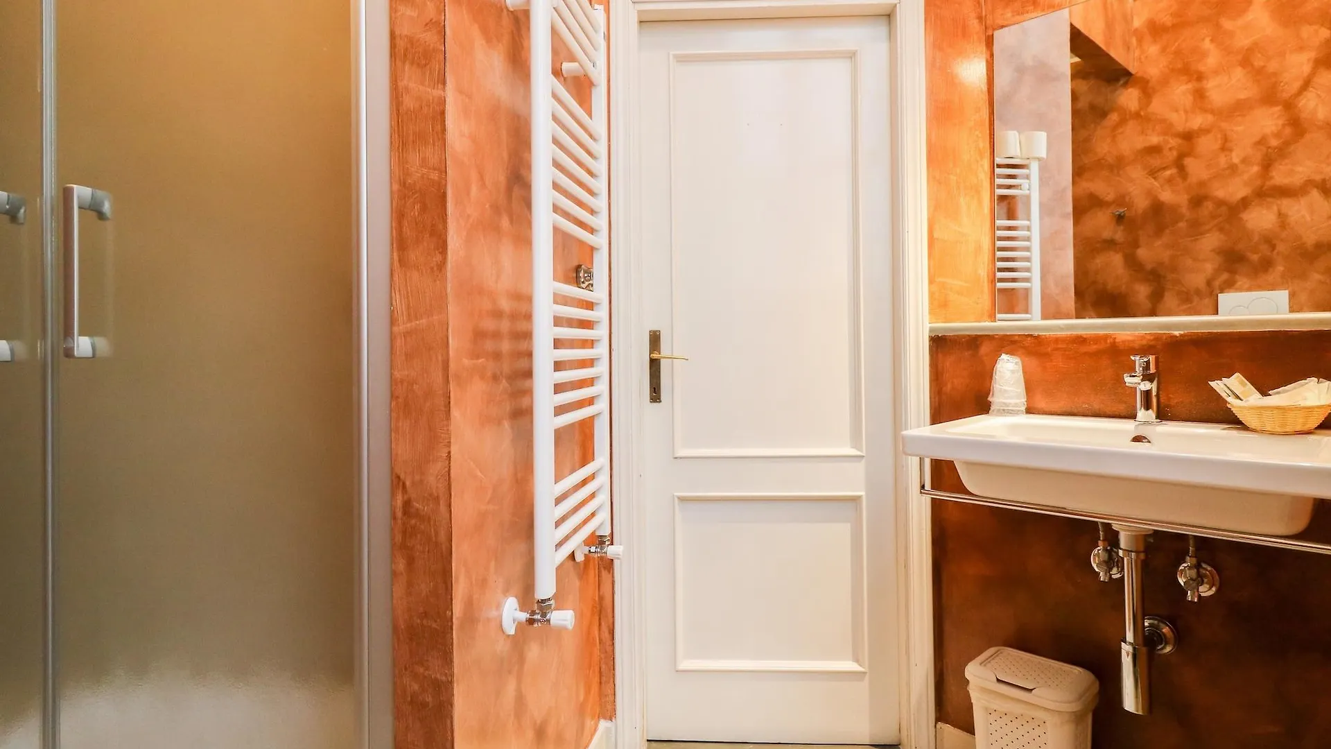 Casa Santo Nome Di Gesu Hotel Florence Italy