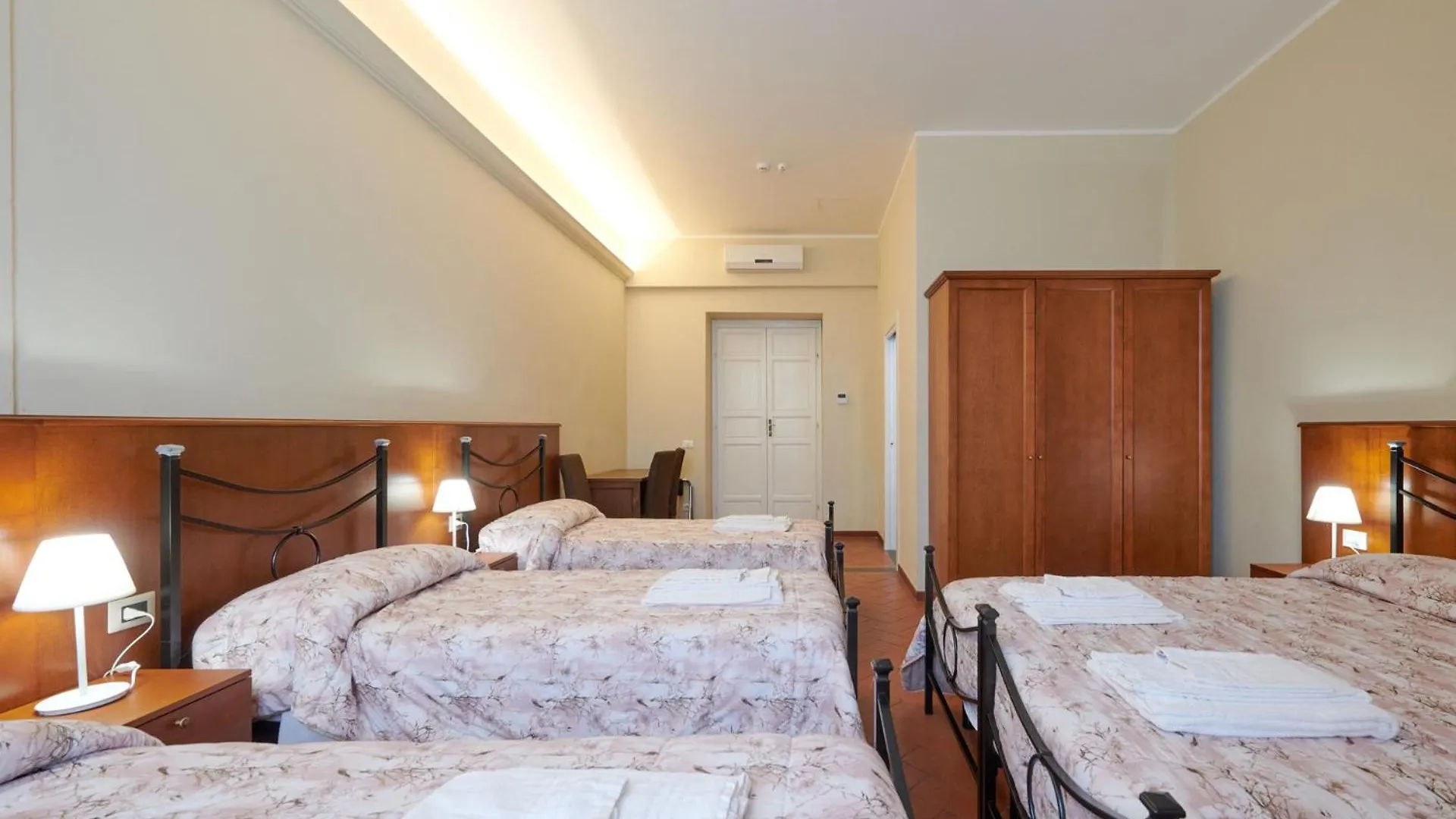 Casa Santo Nome Di Gesu Hotel Florence