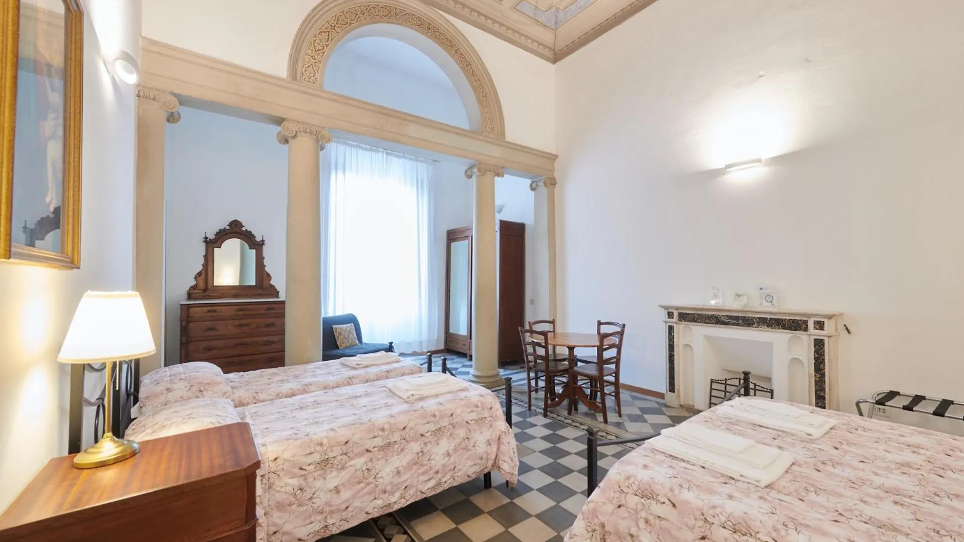 Casa Santo Nome Di Gesu Hotel Florence 3*,