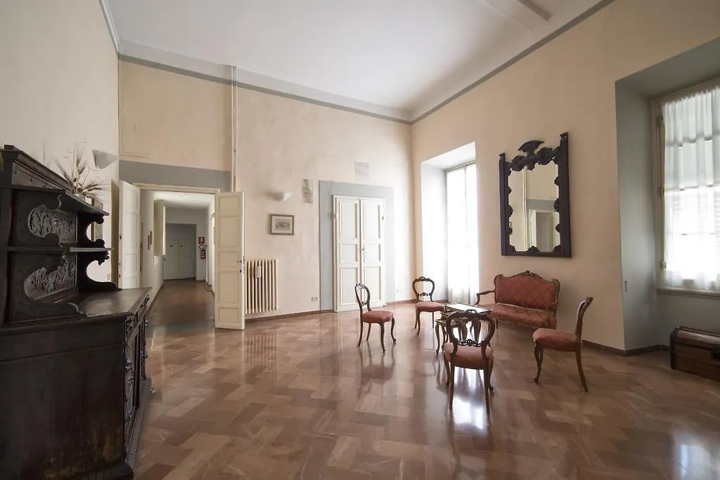 Casa Santo Nome Di Gesu Otel Floransa
