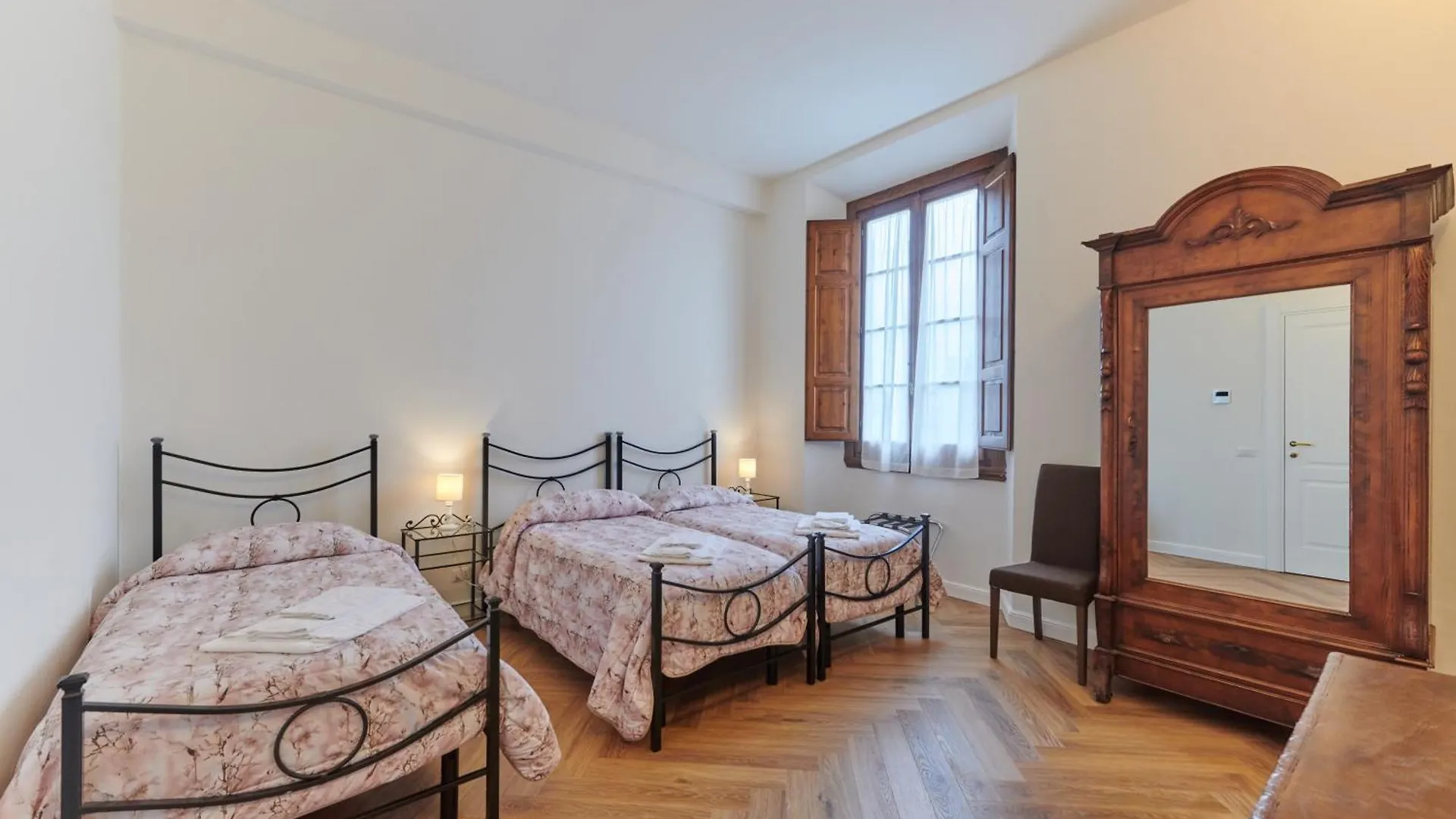 Casa Santo Nome Di Gesu Hotel Florence
