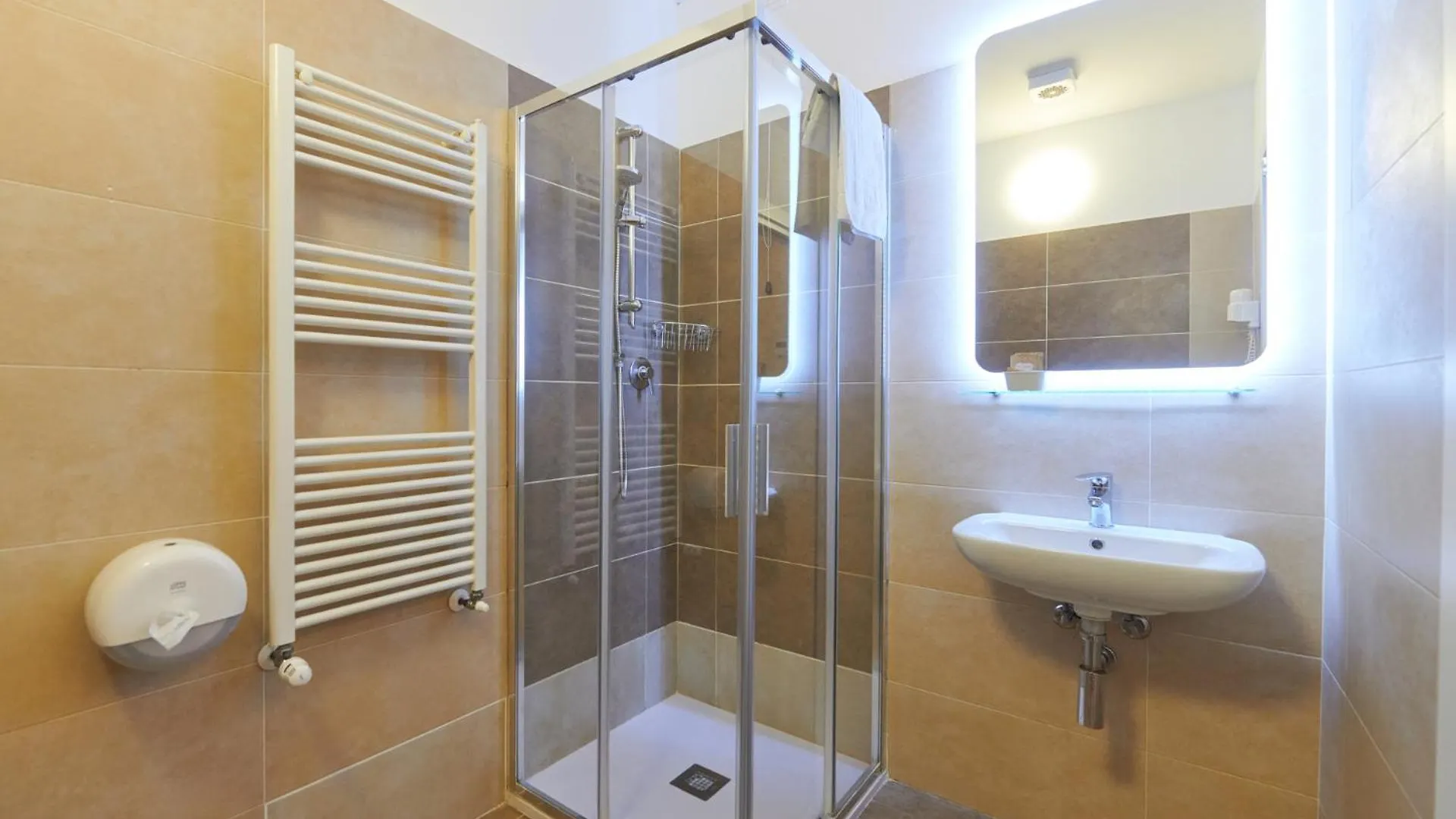 Casa Santo Nome Di Gesu Hotel Firenze 3*,